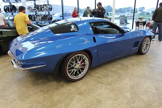 2011 Corvette Z06 ... with a 67 Corvette body