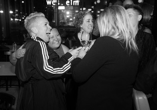 Tia O'Brien - Laughin ladies