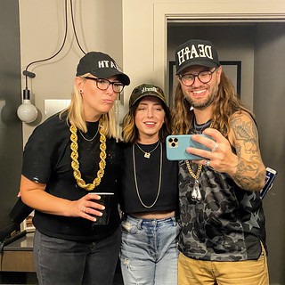 Megan T - Hangin with my gravitate gfs