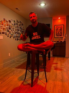 2737 - Jeff's hips are flexible