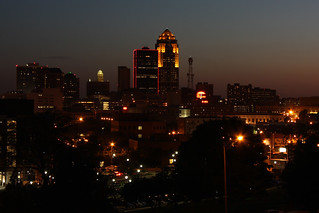 Sunset - Des Moines Skyline/Sunset from the Capitol Lawn