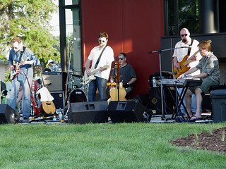 Some Band at the Jasper Winery