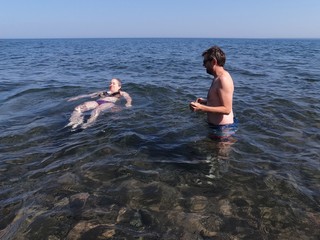 Elizabeth embracing the cold