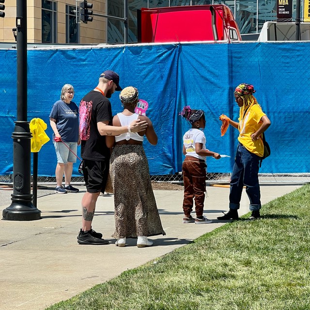 This young girl was vibin to this show so hard.