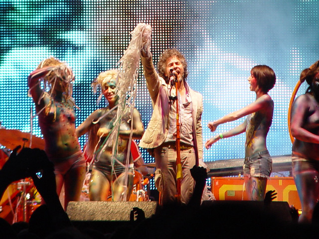 Flaming Lips and the Painted Naked Chicks On Stage