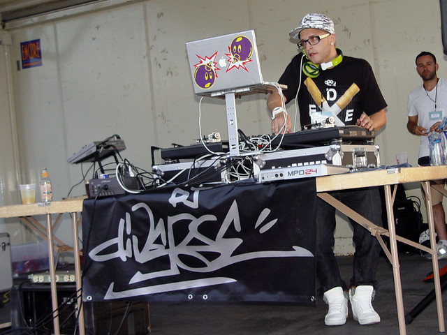 DJ Diverse at 80/35
