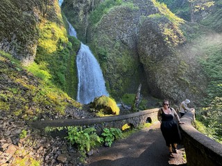 Hangin at Wahkeena Falls