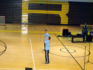 Bouncing the diabolo