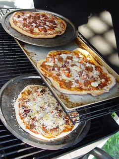pizza - Grilling Pizza