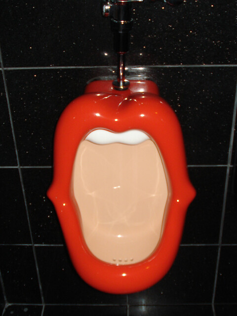 An awesome urinal