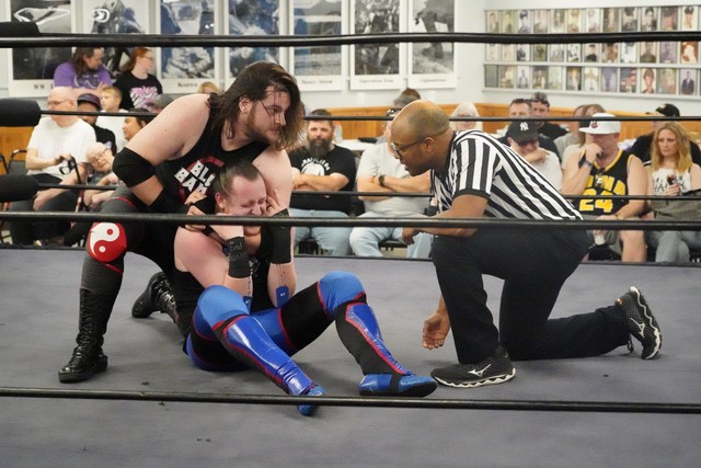 Blake Bannon with the choke hold