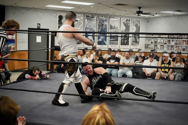 Wolfborn vs AJ Murphy