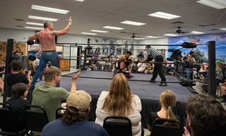 Silent Chaos vs Sexy & Smooth