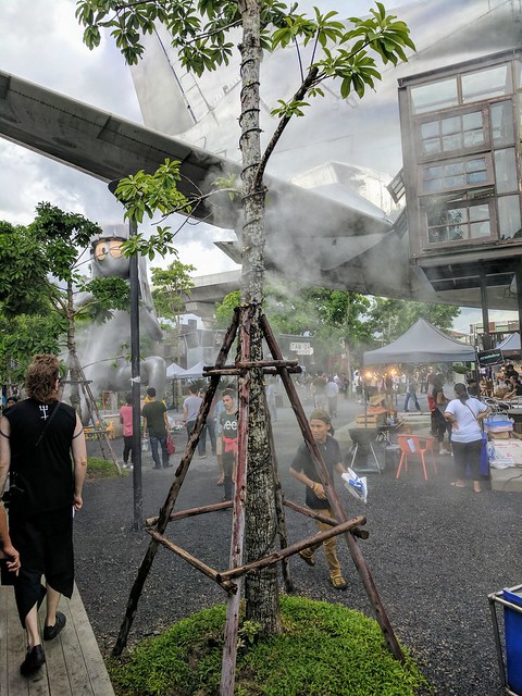 The park had lots of misters to keep people cool