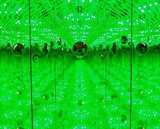 Mirrors and LEDs at the Yayoi exhibit