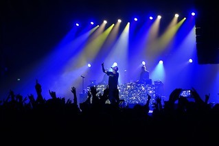 Slug working the crowd