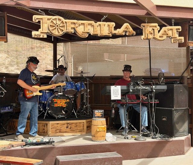 Lunch at Tortilla Flat