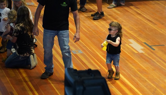 This lil dude, hahah