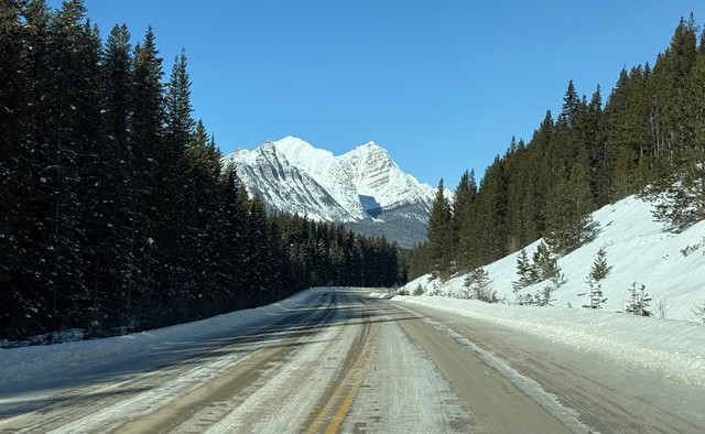 Going for a cruise on Icefields Parkway
