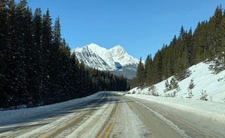 Snow - Going for a cruise on Icefields Parkway