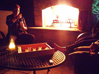 Drinks - Pourin scotch