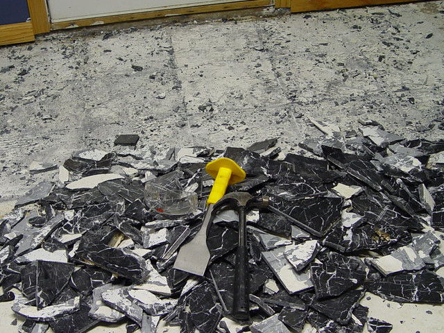 Now I just gotta chip up the thinset... sad.