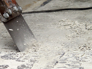 Chipping thinset up from the floor