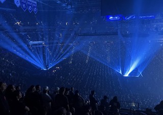 Travel - The Hands That Feed