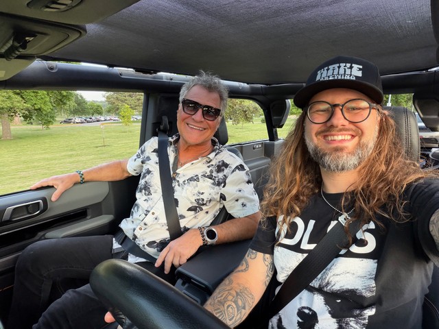 Bronco cruising