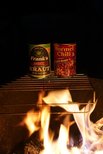 Gettin ready to suck on some chili dogs