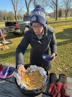 Dutch Oven Cinnamon rolls