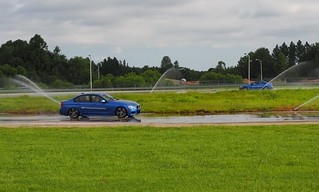 Cruisin around the skid pad