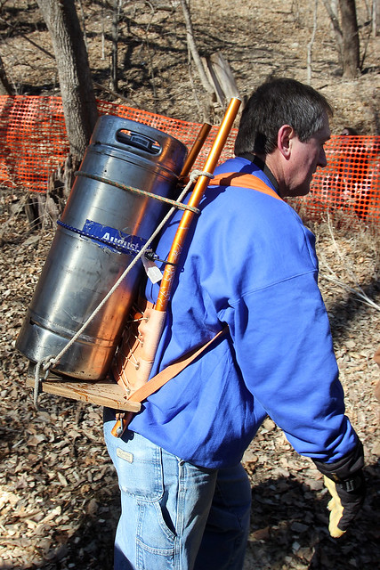 A nice keg holder idea