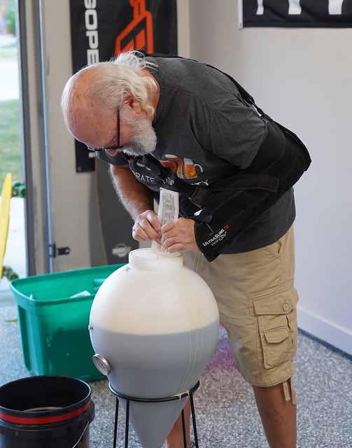 Pitchin and spillin a little yeast