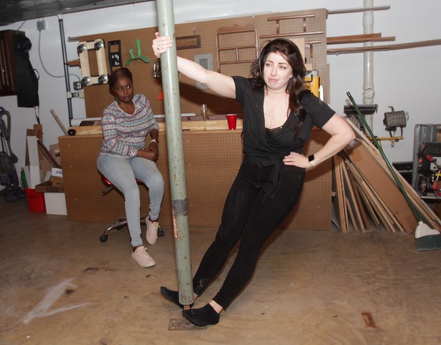 Spinnin round that pole