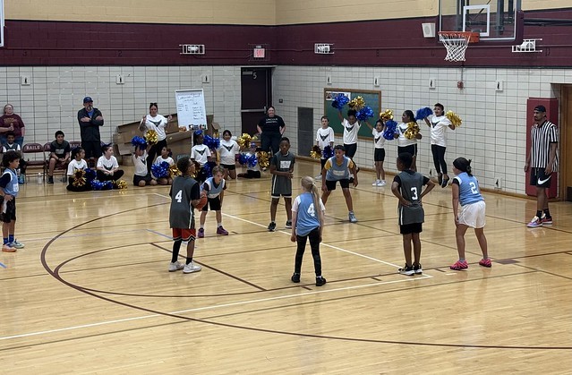 Howe had cheerleaders that were very excited to be cheerleaders