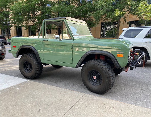 A beautiful old Bronco