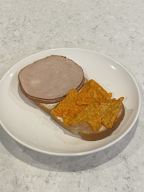 The perfect sandwich - step 4: Doritos