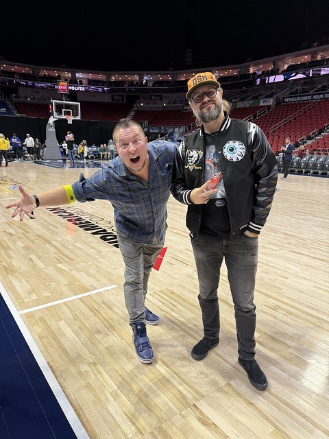 Hangin on this court