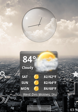 Running open home and a nice weather widget on my g1. Pretty happy about it.