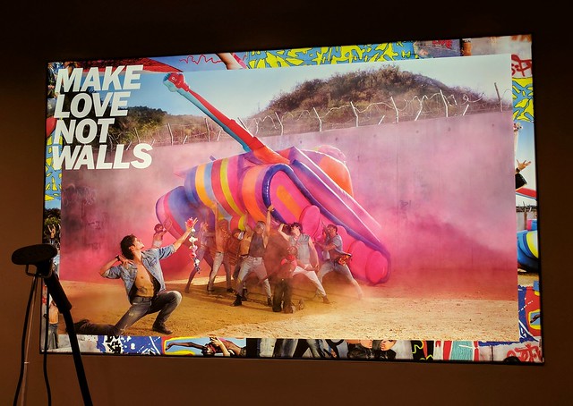 Make love, not walls