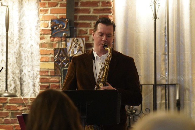 Mathew's sax dude was great