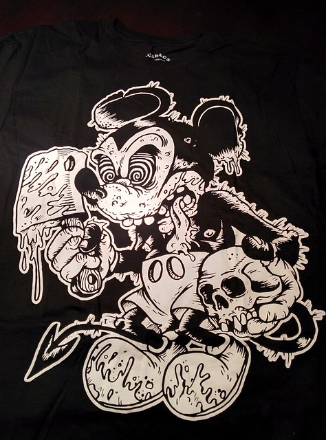 Oh boy! My new mickey mouse shirt came in!