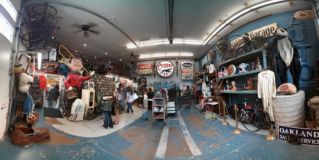 Antique Archaelogy garage (the dudes from American Pickers)