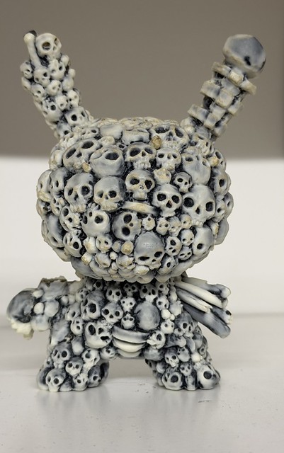 Kyle Kirwin Skull Dunny