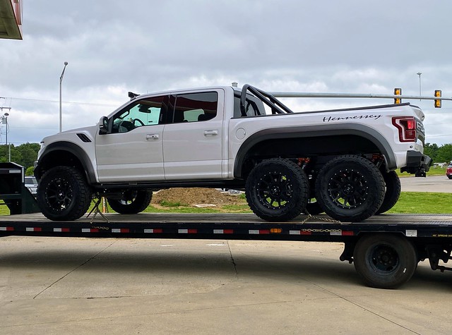 Look at this wild 6-wheel Hennessy Raptor