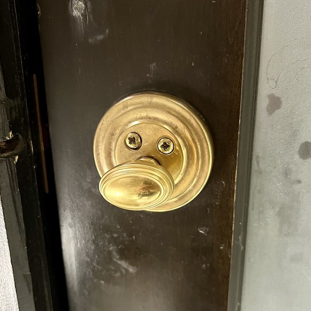 Get a load of the schnozz on this guy