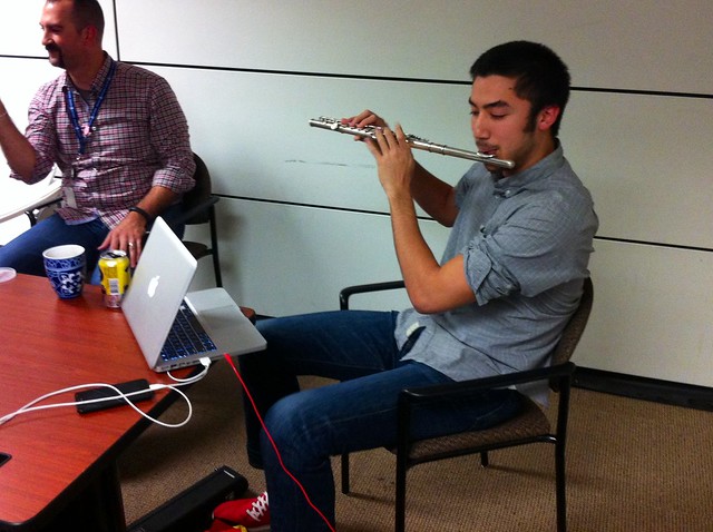 Abi, playing himself out