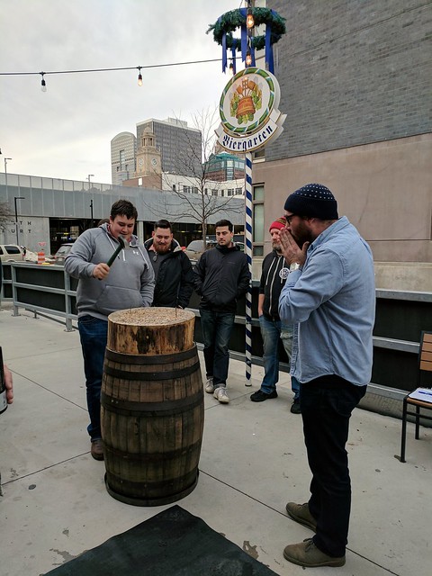 An intense game of hammerschlagen