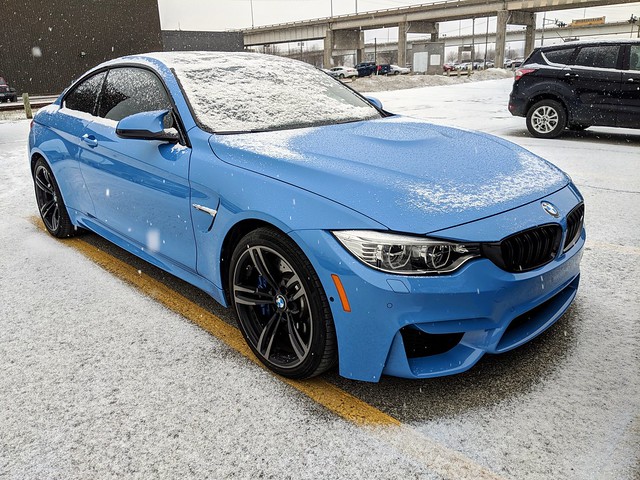 I forgot to pay attention to the weather today ... lil baby smurf sees snow for the first time.